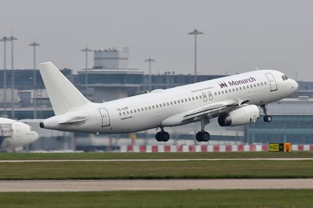 Airbus A320 (YL-LCP) - Now wearing Monarch titles, on lease from SmartLynx.  Departing as MON512 to Barcelona.