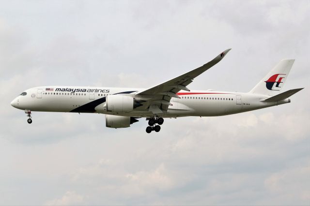 Airbus A350-900 (9M-MAB)