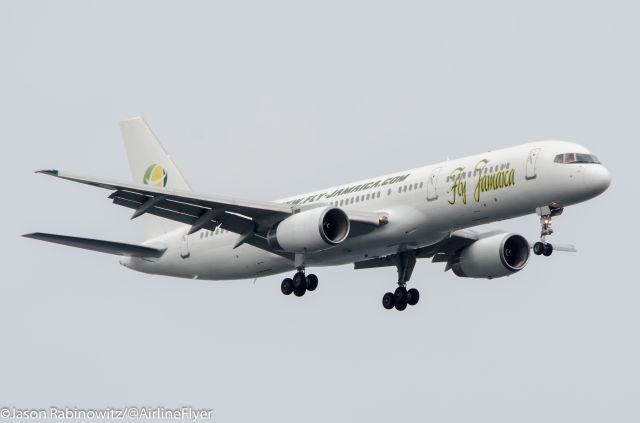 Boeing 757-200 (N524AT) - Fly Jamaica Airways coming in the land at KJFK Airport