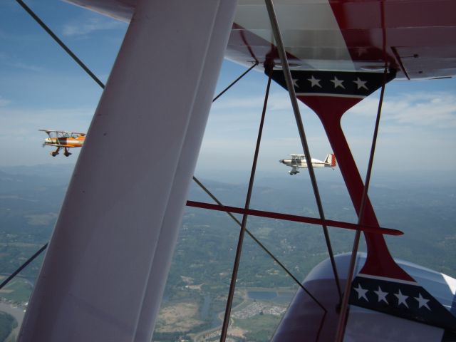 STOLP SA-300 Starduster Too (N1YW) - Three Stardusters In Flight