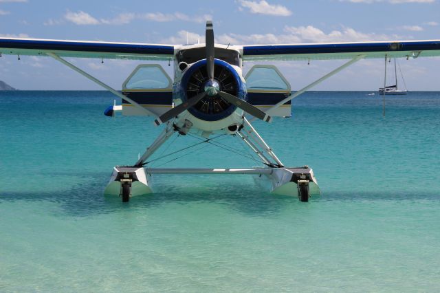 De Havilland Canada DHC-2 Mk1 Beaver (VH-ZDA) - Whitehaven Beach, Whitsunday Islands, Queensland, Australia