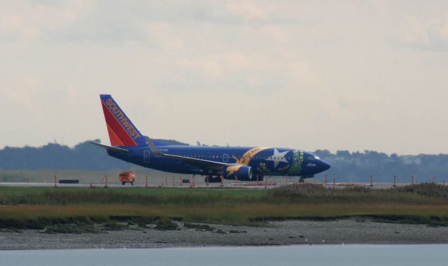 Boeing 737-700 (N727SW)