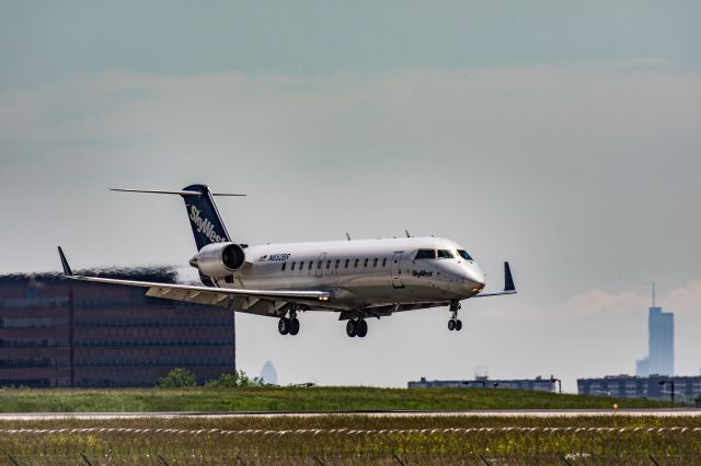 Canadair Regional Jet CRJ-200 (N652BR)