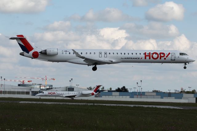 Canadair Regional Jet CRJ-100 (F-HMLJ)