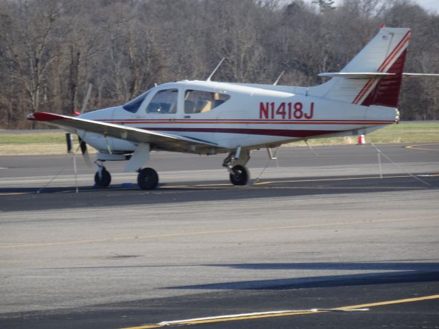 Rockwell Commander 114 (N1418J)