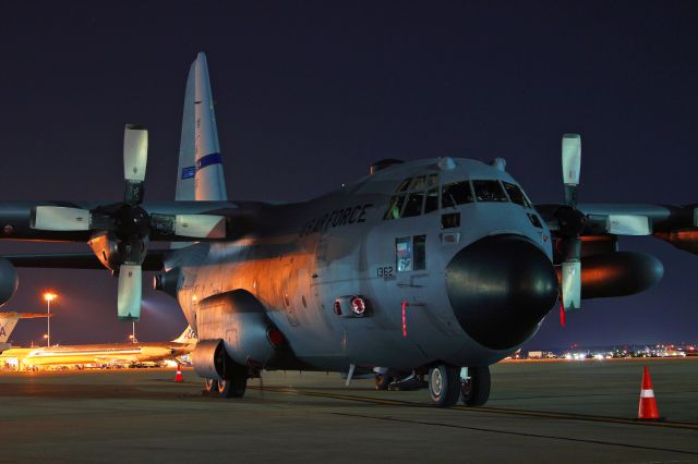 Lockheed C-130 Hercules (85-1362)