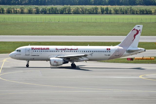 Airbus A320 (TS-IMR)