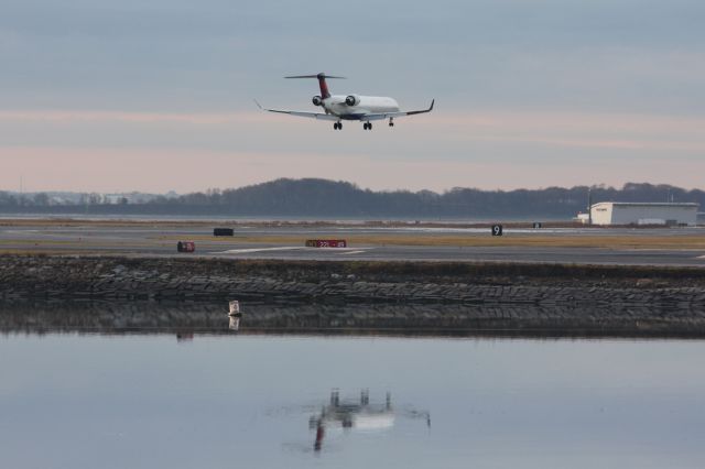 Canadair Regional Jet CRJ-900 (N313PQ)