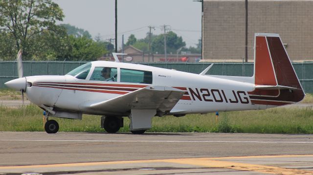 Mooney M-20 (N201JG) - Seen on 26 May 2018.