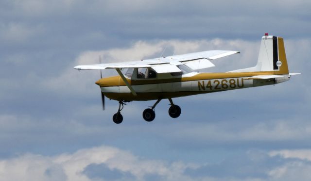 Cessna Commuter (N4268U) - On final is this 1964 Cessna Communter 150D in the Spring of 2019. 