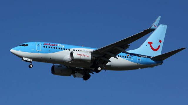 Boeing 737-700 (OO-JOS) - TRANSPORT FOR RACING GENK FOOTBALL-CLUB FROM GENK, BELGIUM. THEIR STADIUM IS NEARBY THE SMALL ZWARTBERG AIRFIELD EBZW (WERE THIS AIRCRAFT CANNOT LAND/TAKE OFF).