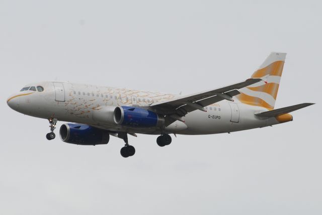 Airbus A319 (G-EUPD)