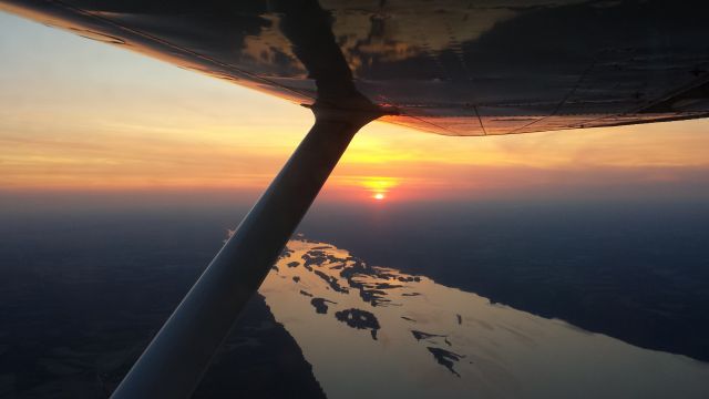 Cessna Skylane (N3167F)