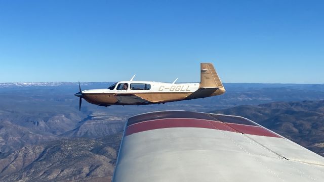 Mooney M-20 (C-GGLL)