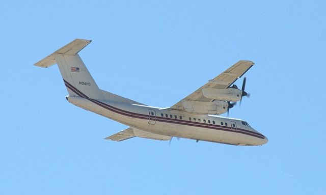 De Havilland Canada Dash 7 (N34HG) - US Army ALOMA86 doing options at KROW