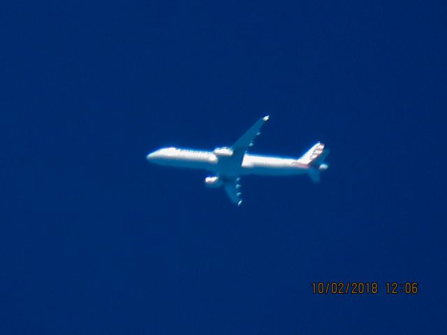 Airbus A321 (N546UW)