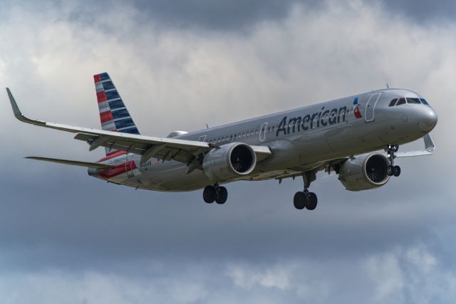 Airbus A321neo (N406AN)