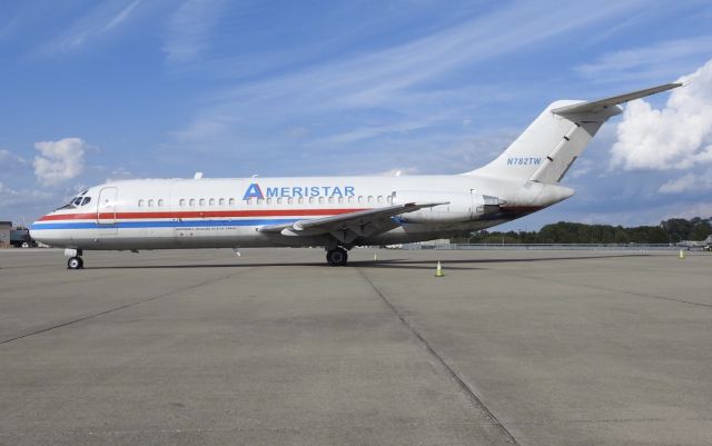 Douglas DC-9-10 (N782TW)