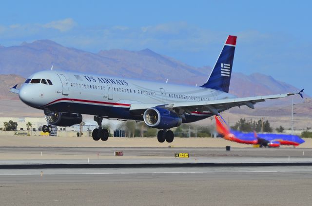 Airbus A321 (N568UW) - N568UW US Airways 2013 Airbus A321-231 - cn 5751 - Las Vegas - McCarran International (LAS / KLAS)br /USA - Nevada, February 27, 2014br /Photo: Tomás Del Coro