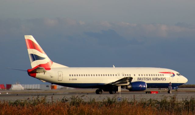 Airbus A320 (G-DOCN)