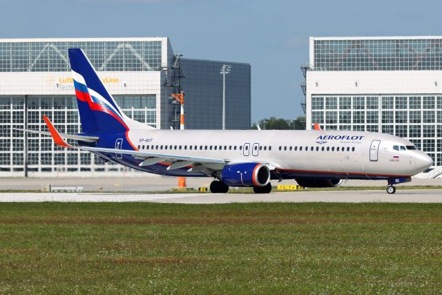 Boeing 737-800 (VP-BCF)