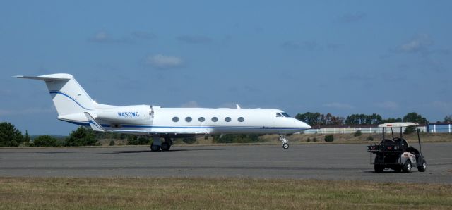 Gulfstream Aerospace Gulfstream IV (N450WC) - Taxiing for departure is this 2006 Gulfstream 450 from the Summer of 2024.