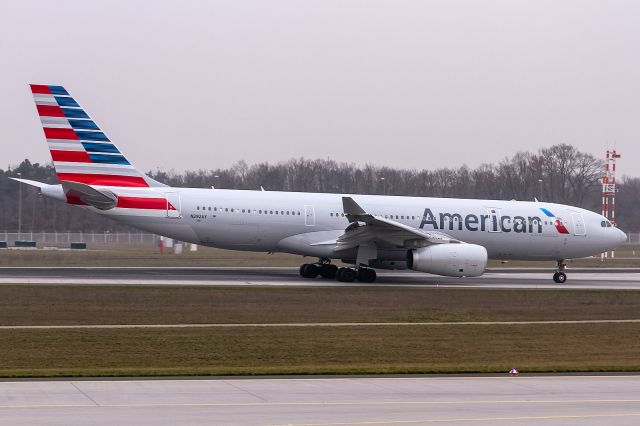 Airbus A330-300 (N292AY) - N292AY US Airways Airbus A330-243 @ Frankfurt coming in from Charlotte withe the new AA Livery / 04.12.2014