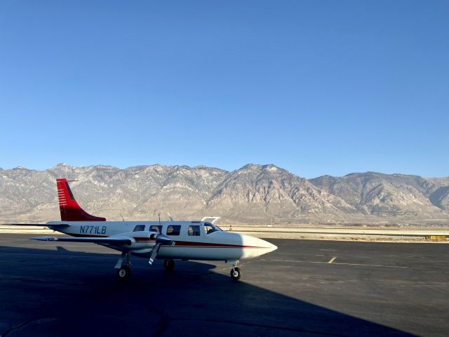 Piper Aerostar (N771LB)