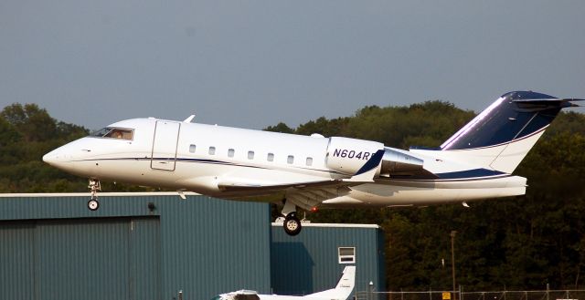 Canadair Challenger (N604RP) - Off the ground at OXC