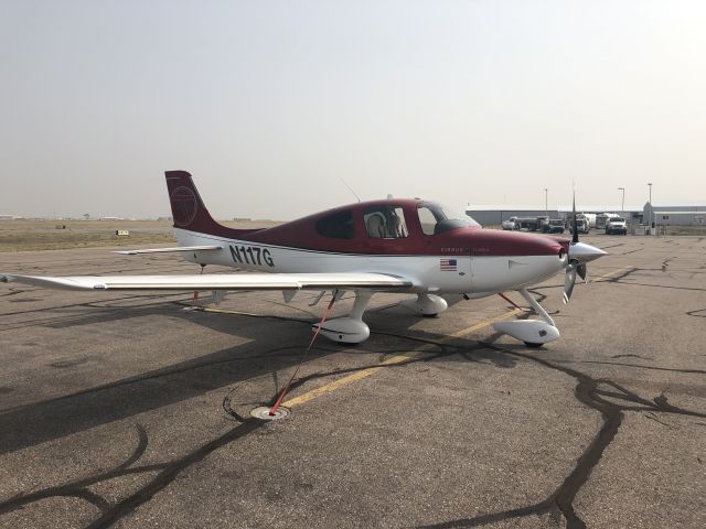 Cirrus SR-22 (N117G)