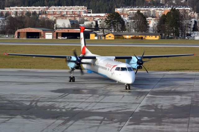 de Havilland Dash 8-400 (OE-LGG)