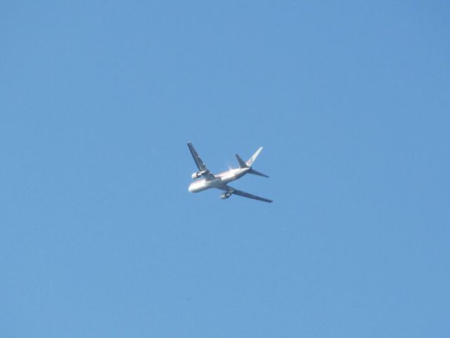 BOEING 767-200 —