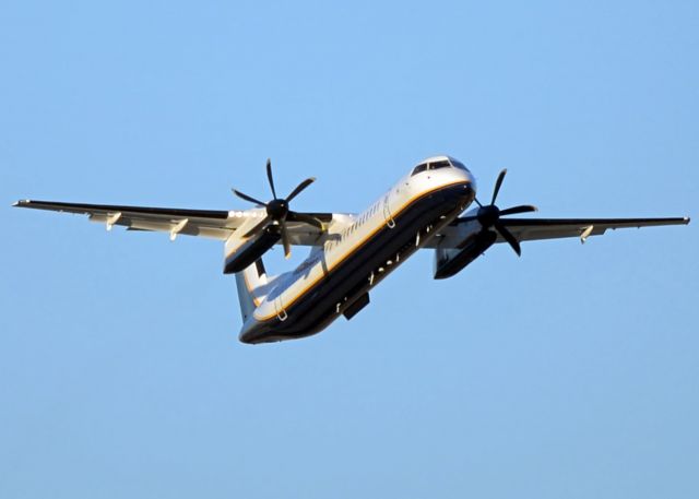 de Havilland Dash 8-400 (N721AL)