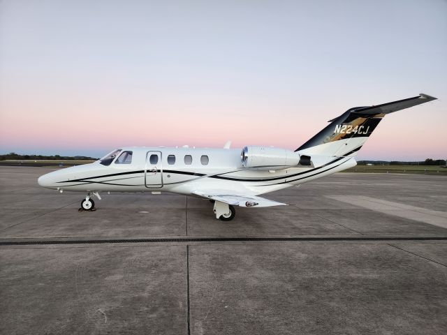 N224CJ — - Sunset at Shelbyville Tn.