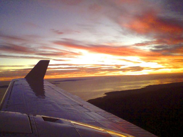 Beechcraft Baron (58) (N58HD) - Sunset over Santa Barbara, CA