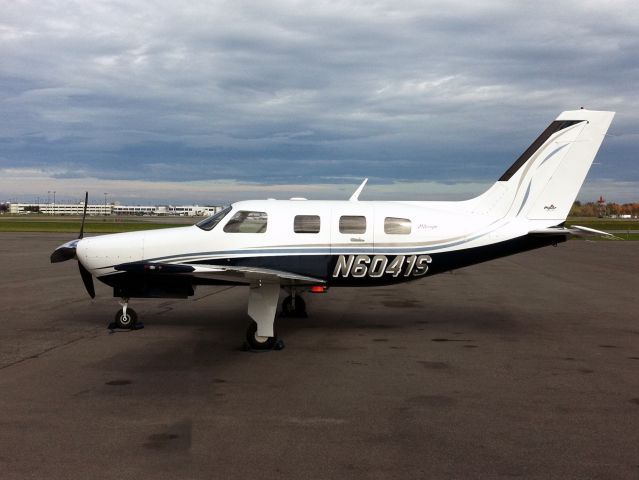 Piper Malibu Mirage (N6041S) - Fast single engine aircraft.