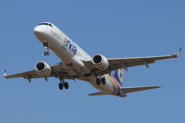 EMBRAER 195 (4X-EMF) - 08/06/2021:  A 0h36m flight from Eilat, Israel, on final to runway 12. 