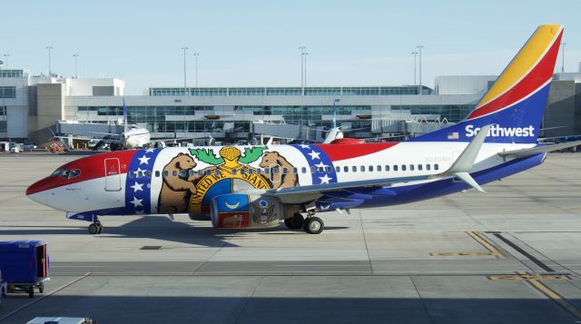 Boeing 737-700 (N280WN) - Missouri One special livery