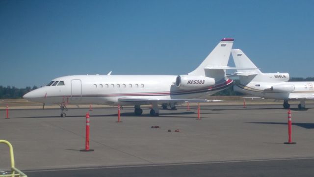 Dassault Falcon 2000 (N253QS) - Scheduled to depart to San Jose 9-15-16