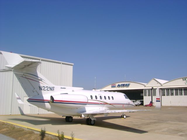 Hawker 800 (N22NF) - On standby, pretty bird with winglets