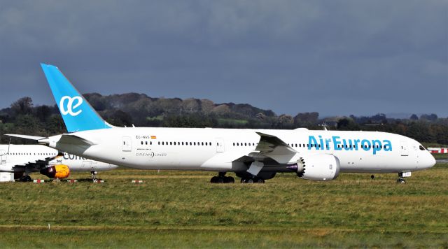 Boeing 787-9 Dreamliner (EC-NGS) - air europa b787-9 dreamliner ec-ngs parked up at shannon 2/10/20.