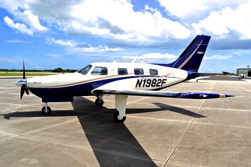 Piper Malibu Mirage (N1982F)