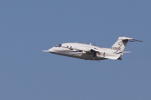 Piaggio P.180 Avanti (VNR108) - OH NO! SOMEBODY PUT THE ENGINES ON BACKWARD!