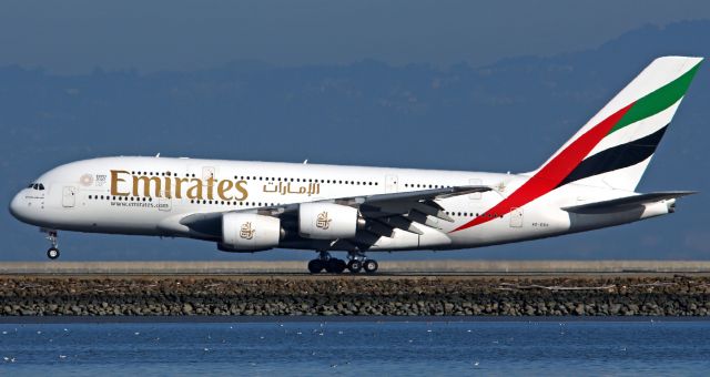 Airbus A380-800 (A6-EEO)