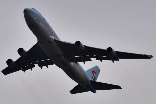 Boeing 747-400 (HL7460)