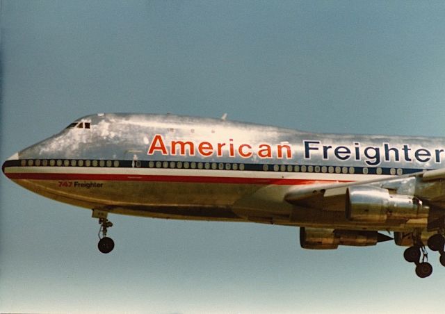 Boeing 747-200 — - American Airlines B-747 freighter on short final at KTUL