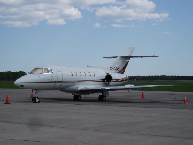 Hawker 800 (C-GBIS) - 5/18/10