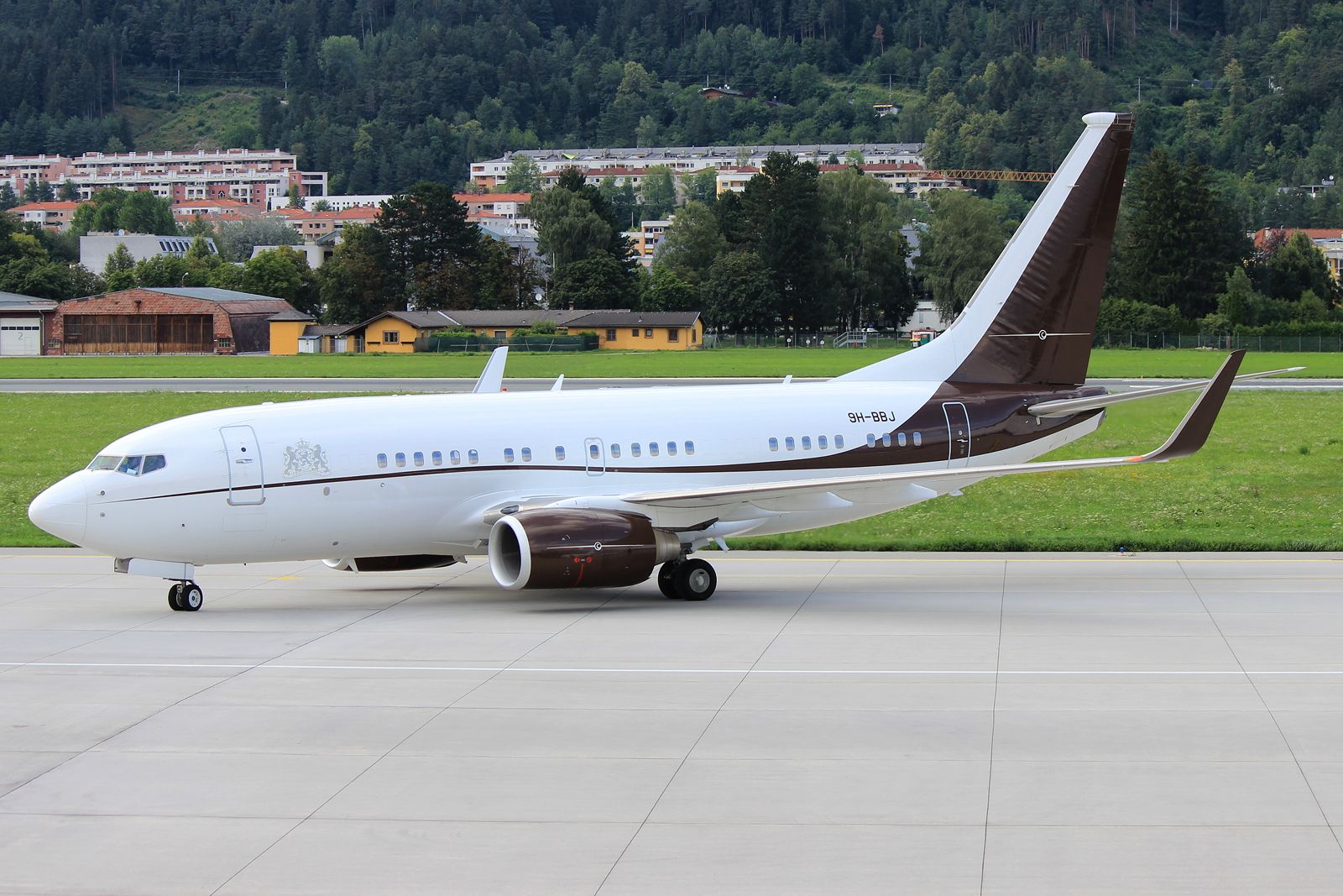 Boeing 737-700 (9H-BBJ)