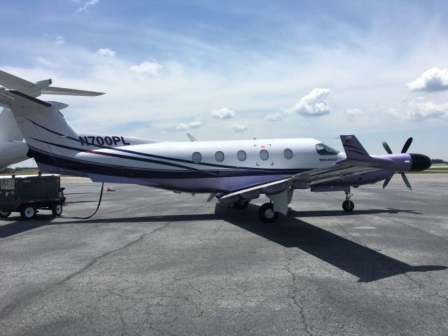 Pilatus PC-12 (N700PL)