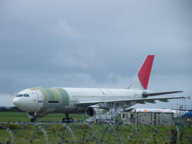 Airbus A300F4-600 (D-AEAP) - D-AEAP AIRBUS 300F CN 724 arr in snn in old jal colours for painting